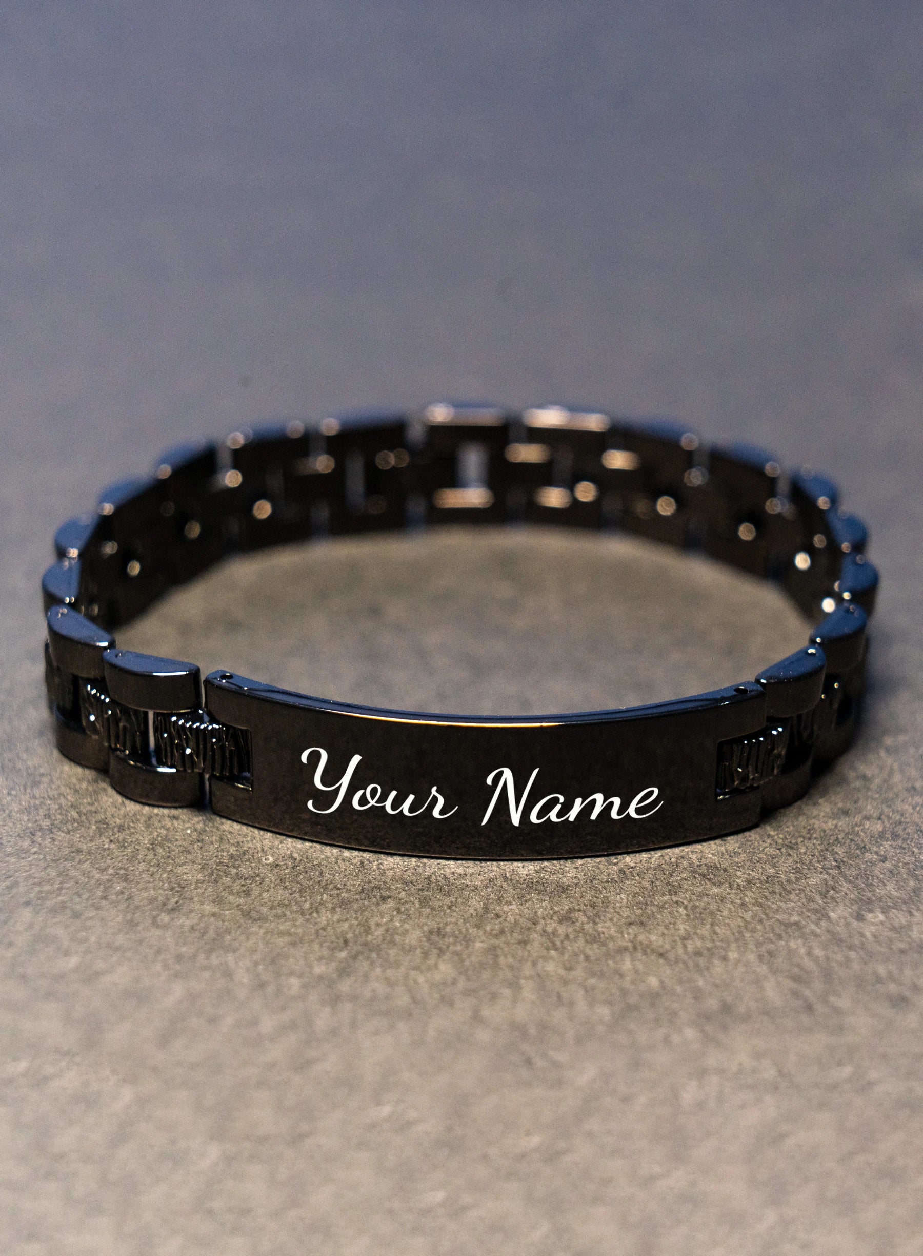 Customized Men and Women Bracelet Cuff Elegant Premium Finish Chain Bracelet